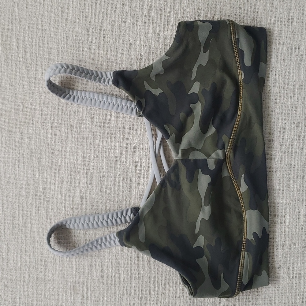 Camo Varley sport bra